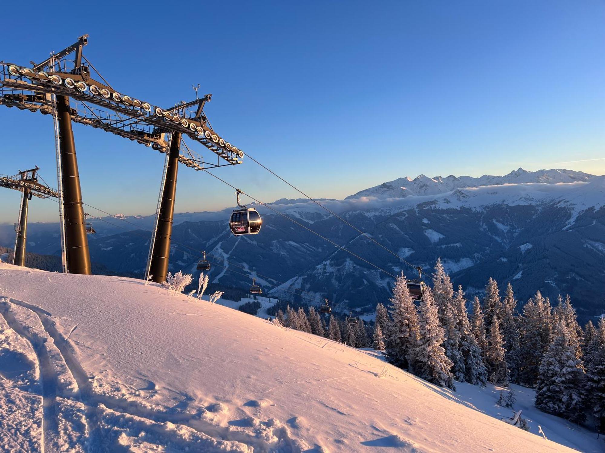 Alm Seasons Premium Chalet & Studios Заалбах-Хинтерглем Екстериор снимка
